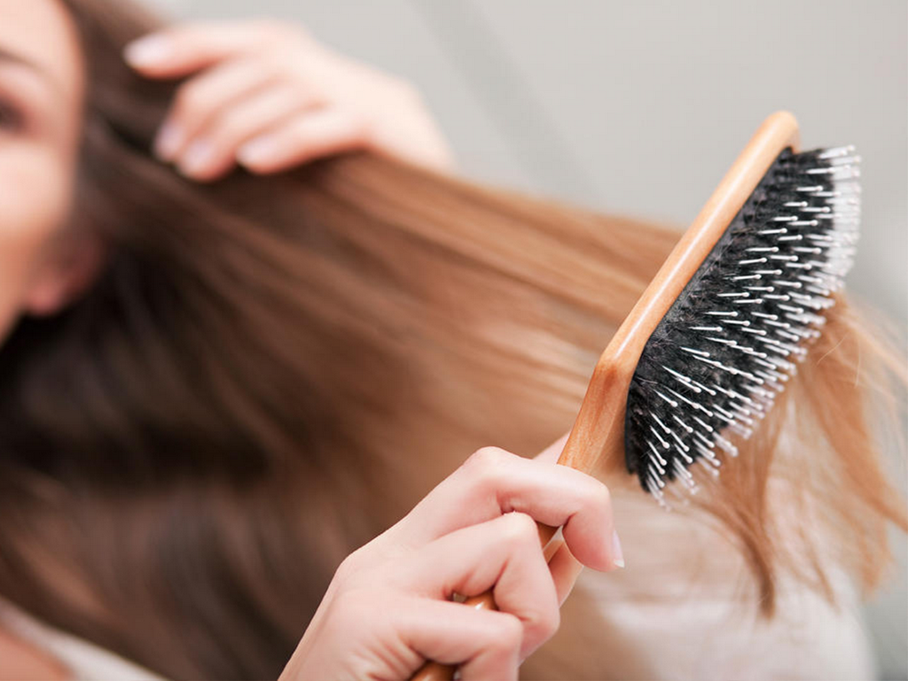Догляд за волоссям - 10 міфів у які варто перестати вірити