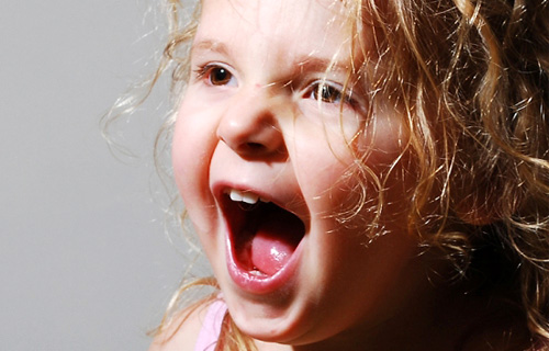 Навіщо новонародженим білий шум і де його взяти