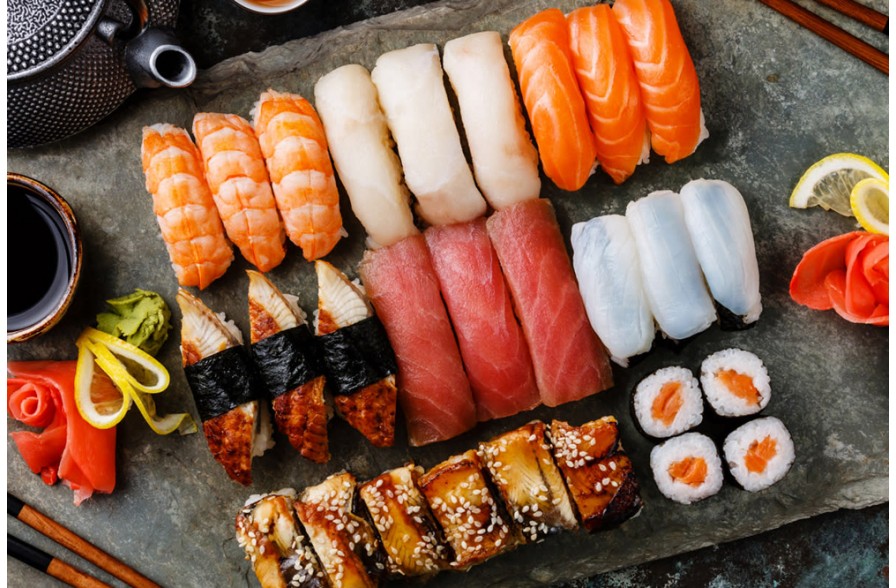 Особливості суші в різних країнах. Розповідає суші-бар із доставкою Arasaka sushi