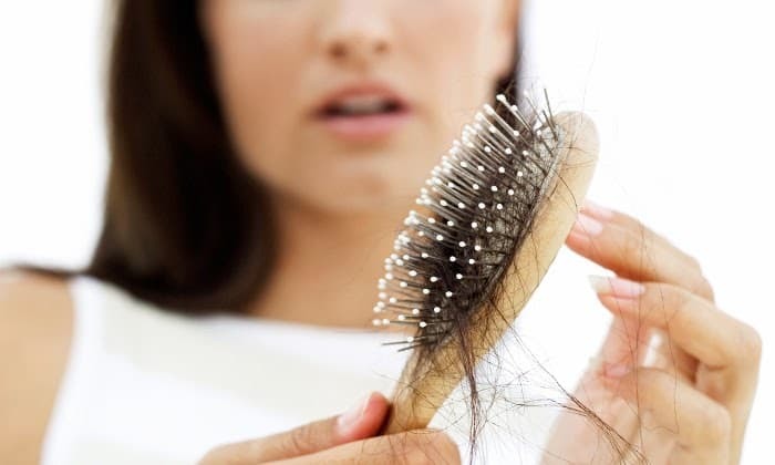 Випадіння волосся - Чи випадає волосся через втрату ваги?