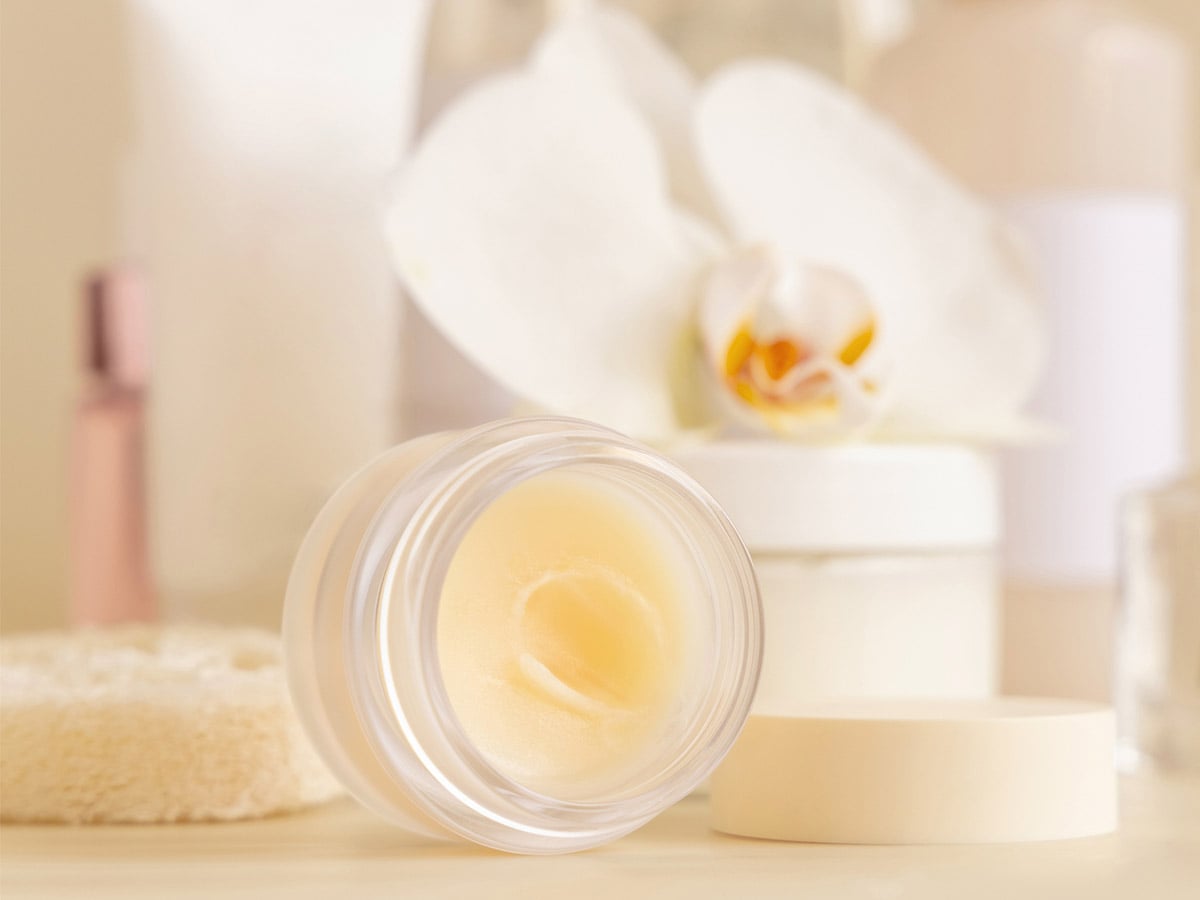 Как выбрать косметический воск: практическое руководство по применению